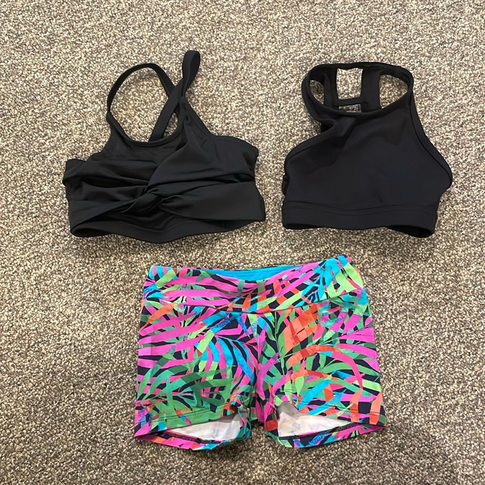 Girls dance sports bras and shorts